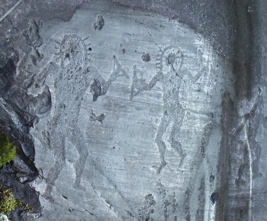 古代の人々が描いた異形の存在の正体とは？ 異星人壁画の謎