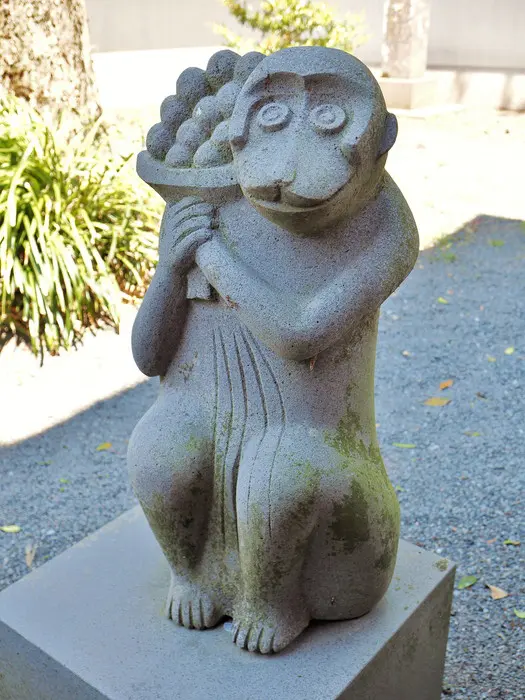 謎の女神と大量の奉納猿… 明治まで一般人の入山が禁じられていた壱岐島