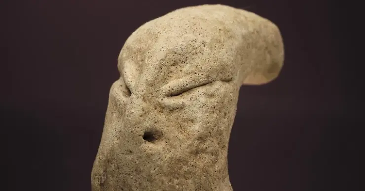 クウェートで7500年前の人型爬虫類の像が出土！ 古代メソポタミアと