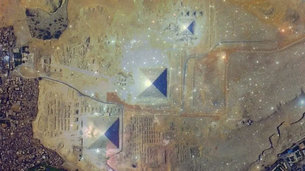 ギザの大ピラミッドの配置は、天空の星々を映したものだった